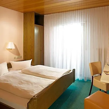 Otel Loesch Pfaelzer Hof